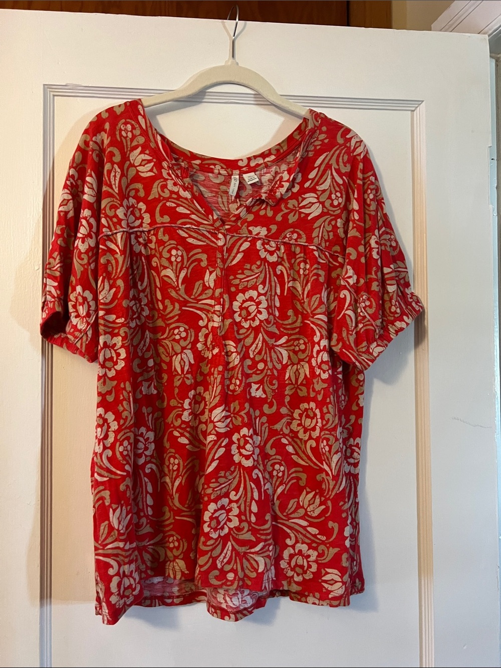 Cato Red Floral Short-Sleeve V-Neck Top